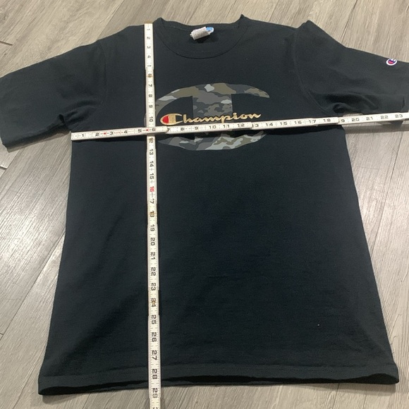 Champion Big C Camouflage SpellOut Black Screen Print Tee size M - Picture 6 of 9